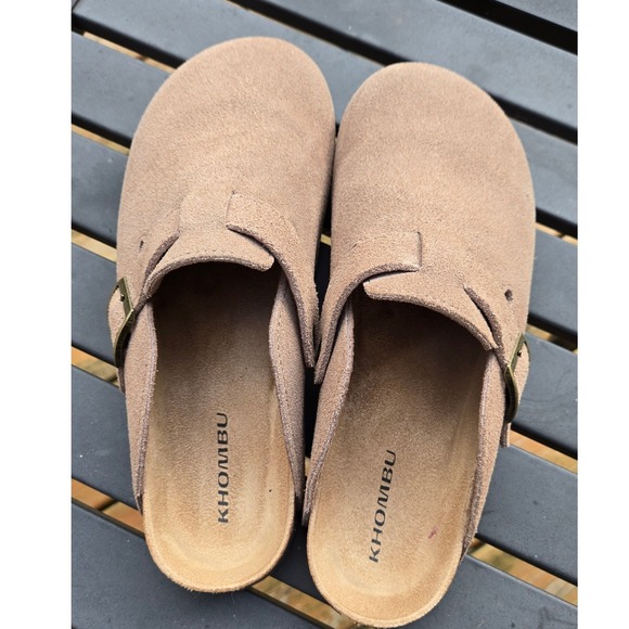 Khombu Shoes - Khombu womens Suede Clogs Tan Buckle Strap Cork Footbed Slip On Shoes size 10